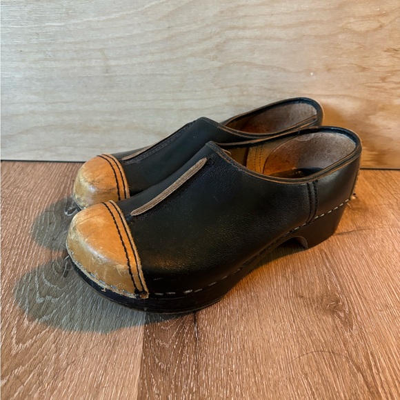 Handmade Wooden and Leather Clogs Made In Denmark | size 7 US - Picture 1 of 4